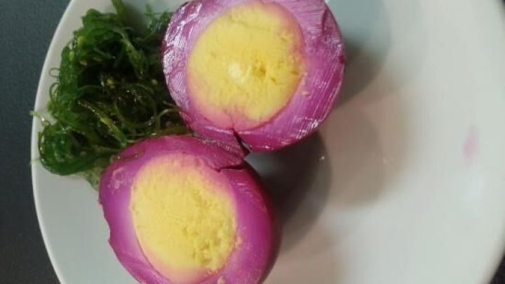 Pikante rote-Bete-Eier 1