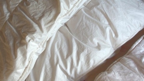 Füllung der Bettdecke reguliert Schweiß