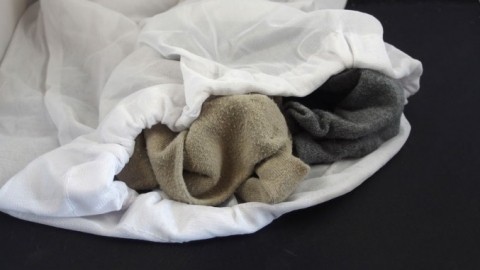 Socken in den Wäschesack