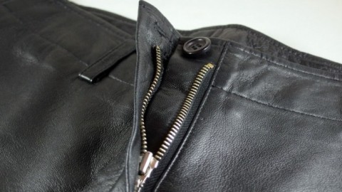 Kaputter Reißverschluss in Lederhosen erneuern für wenig Geld
