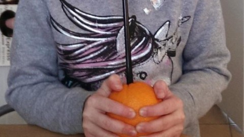 Apfelsine trinken