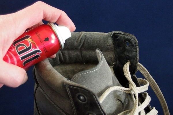 Flecken schuhe - Hausmittel & Tipps | Frag Mutti