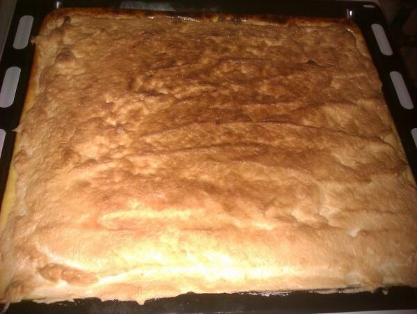 Rezept: Käseschneekuchen am Blech mit Baiserhaube