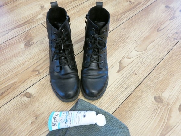 FTVOGUE Schuhe Stiefel Polieren Buffing Reinigungsbürste mit Holz Basis Staub Schmutzentfernung Schuh Zubehör Schuhbürste