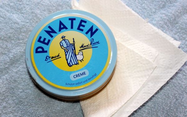 Schnell und einfach: Hausmittel gegen lästige Knutschflecke Schnell und einfach: Hausmittel gegen lästige Knutschflecke