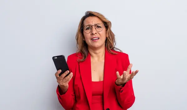 Friederike braucht Hilfe und wendet sich an Frag Mutti. 