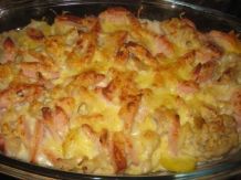 Kartoffel-Blumenkohlauflauf mit Fleischwurst