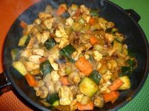 Gemüsepfanne mit Hühnerbrustfilet