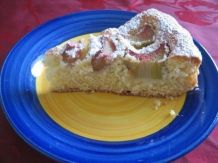 Rhabarber-Eierlikörkuchen