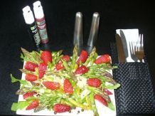 Fruchtiger Spargelsalat - gesunde Vitaminbombe