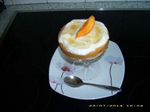 Feurige Mascarpone-Creme mit Aprikosen