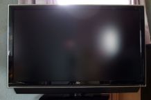 TFT / Monitore / TV-Bildschirme mit Glas-Microfasertuch reinigen