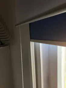 Das erledigte ich natürlich bei halb herabgelassenem Rollo, um eine passgenaue Feinjustierung vornehmen zu können.