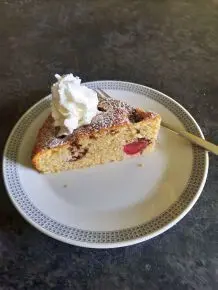 Kirschkuchen mit Dinkelmehl