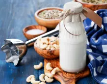 Veganes Vanilleeis selber machen – mit 4 Zutaten