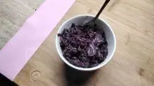 Rotkohl mit Zimtblüten und Apfel