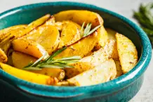 Einfache Steakhouse-Fries mit Schale  –  selber machen