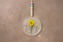 Sonnenfänger mit Kleber selber basteln – einfache DIY-Anleitung