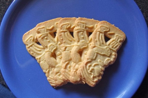 Wie kann man Kekse wieder knusprig machen?