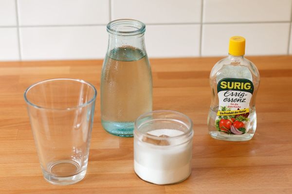 Blumenvasen Mit Essig Und Salz Entkalken Frag Mutti