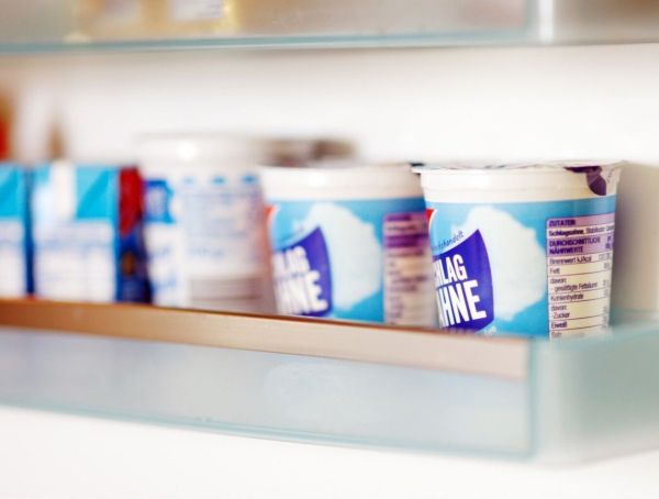 Wie lange hält sich flüssige Sahne im Kühlschrank?