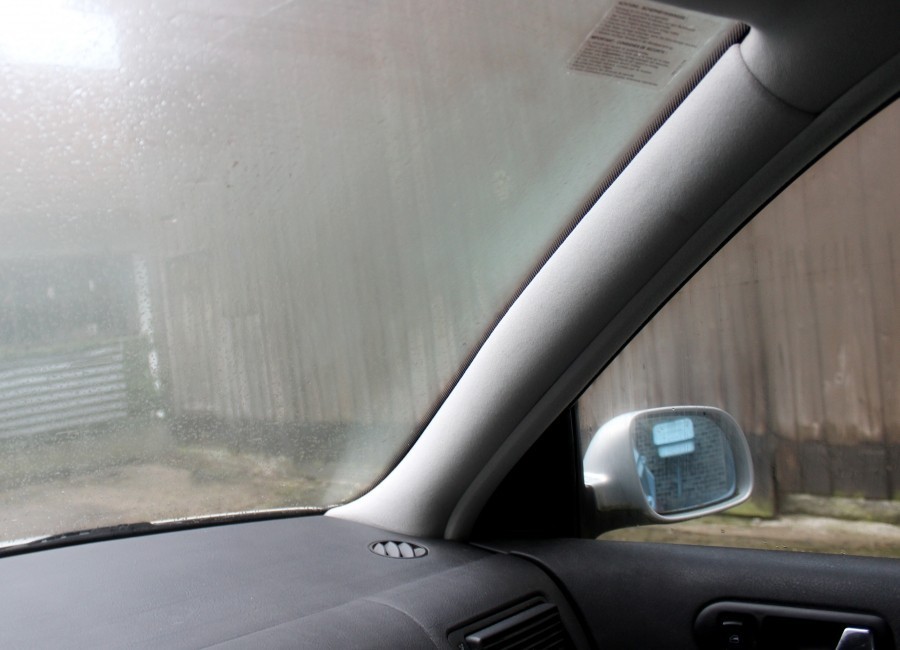 Feuchtigkeit im Auto - Wieso lagert sich Feuchtigkeit ab?