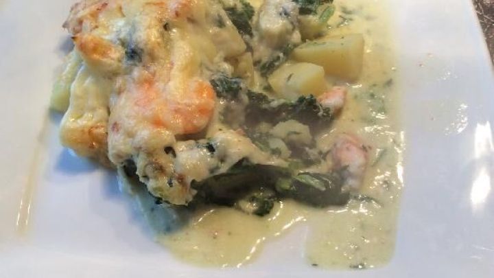 Rezept: Kartoffel-Spinat-Lachs-Garnelen-Auflauf | Frag Mutti