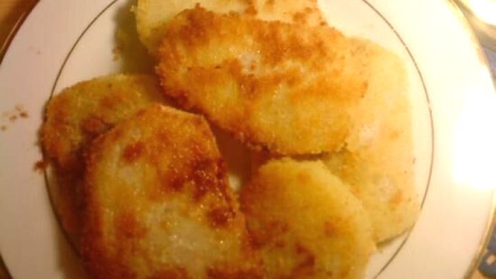 Knusprig angebratene Kohlrabischeiben: Ein einfaches, g&uuml;nstiges Gericht, das mit wenigen Zutaten auf jedem Teller &uuml;berzeugt.