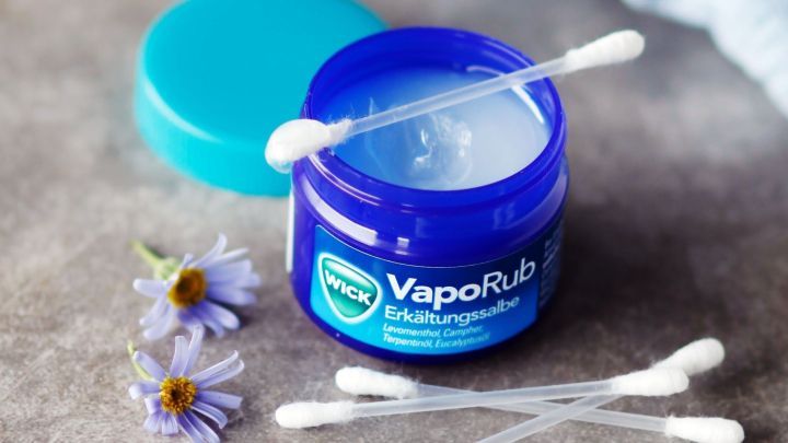 Eine sehr gute und g&uuml;nstige Methode gegen Nagelpilz: Mit Vick Vaporup nach 6 Monaten pilzfrei.