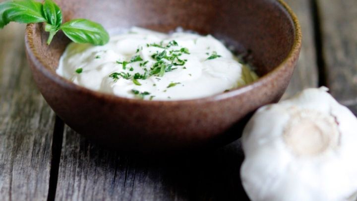 Joghurt-Knoblauch-Sauce - Rezept | Frag Mutti