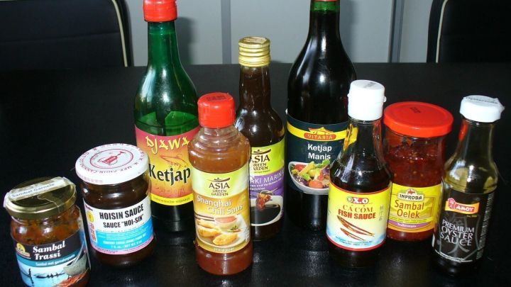 Diese &Uuml;bersicht zeigt verschiedene chinesische Saucen, die f&uuml;r Vielfalt und authentischen Geschmack in deiner K&uuml;che sorgen.