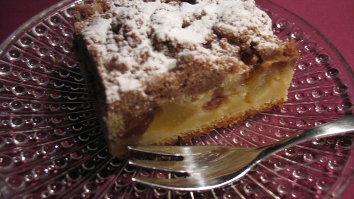 Apfelkuchen vom Blech mit Schokostreuseln - Rezept | Frag Mutti