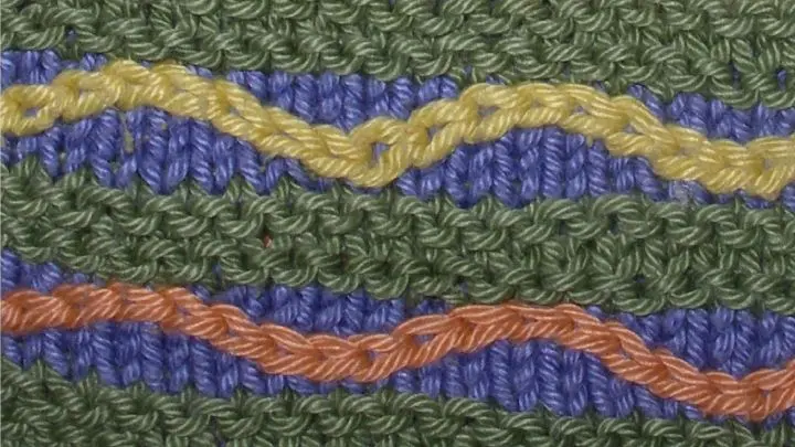 B&ouml;gen: Auf der Oberseite hat man pro Stich eine Masche.