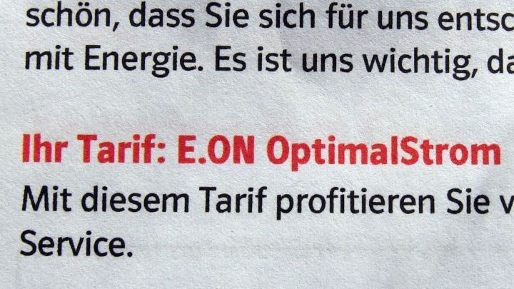 Ein Tarifangebot f&uuml;r Strom wird vorgestellt, um Kosten zu sparen und besseren Service zu bieten.