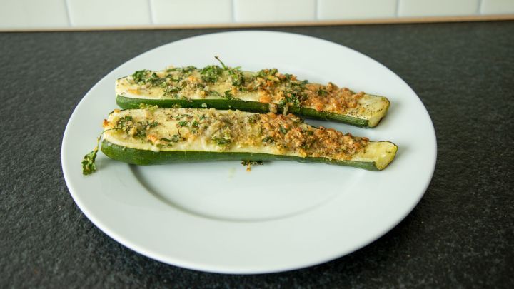 Gebackene Zucchini mit Kruste - Rezept | Frag Mutti Gebackene Zucchini mit Kruste - Rezept | Frag Mutti