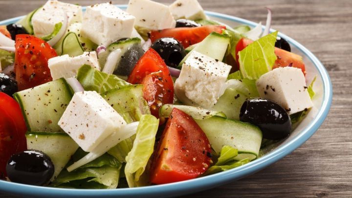 Griechischer Salat Mit Feta Rezept To be more clear you can sequel see ...