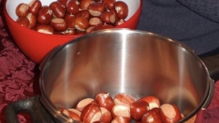 Getrocknete Esskastanien (Maroni, Maronen) zubereiten - Rezept