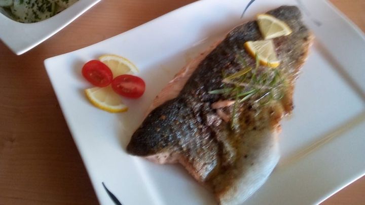 Eismeerforelle in Zitronenbutter - Rezept | Frag Mutti