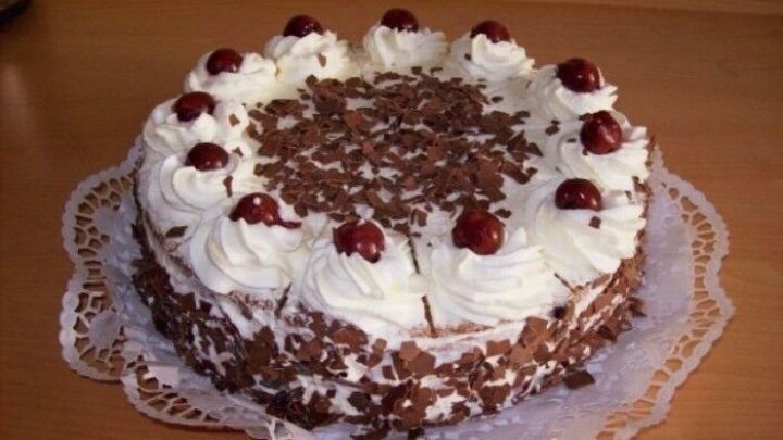 Schwarzwälder Kirschtorte Rezept Mit Fertigem Boden - nevermindbilde