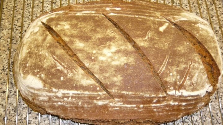 Sauerteig-Roggenmischbrot - Rezept | Frag Mutti