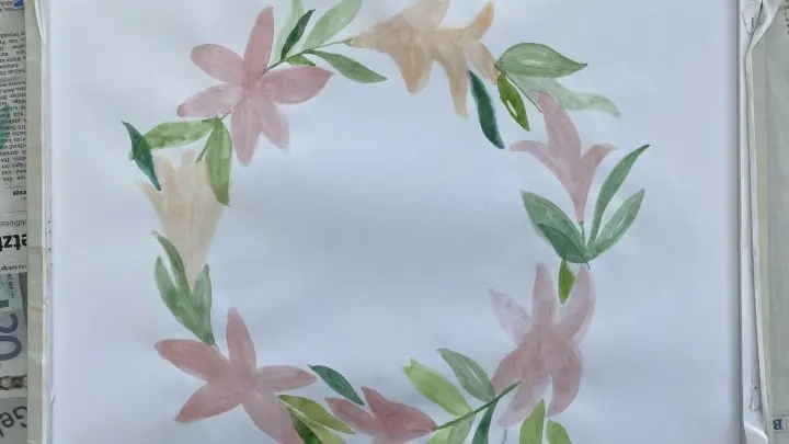Die Bl&uuml;ten mit Bl&auml;ttern und St&auml;ngel verbinden, besonders die Bl&auml;tter kann man hier wieder sehr gut mit einem Aquarellpinsel malen.
