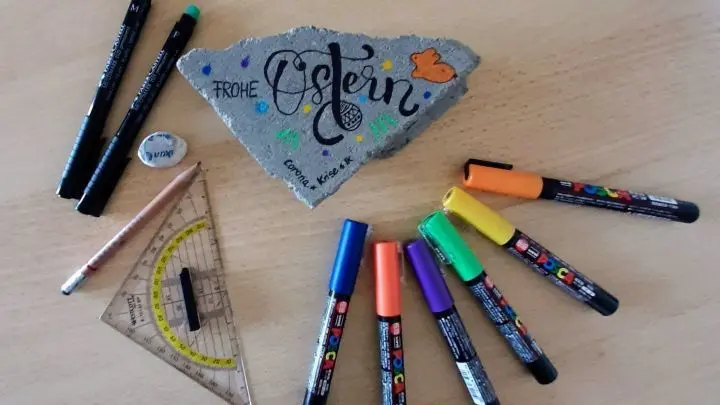 Als geeignete Stifte, um besonders gut auf Stein malen zu k&ouml;nnen, besa&szlig; ich schon die sog. POSCA MARKER. Sie sind hervorragend deckend auf allen Materialien und trocken extrem schnell.