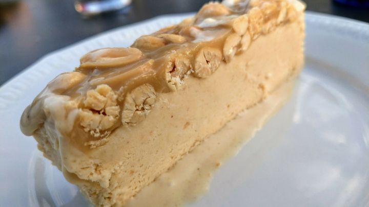 Snickers-Eis selber machen - Rezept | Frag Mutti