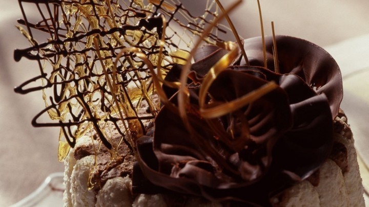 4 tolle Deko-Ideen aus Schokolade für Desserts | Frag Mutti