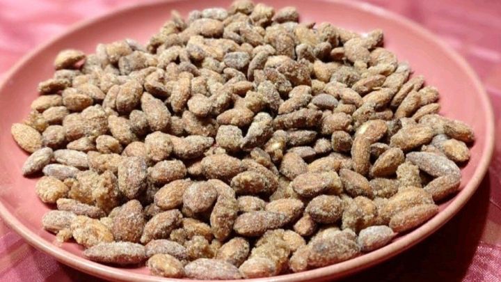 Gebrannte Mandeln mit Amaretto aus der Mikrowelle - Rezept