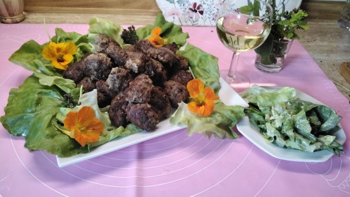 Frikadellen Elsässer Art - Fleischpflanzerl aus der Pfanne - Rezept