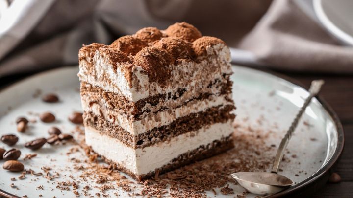 Das Tiramis&uacute; einfach ein zeitloses Meisterwerk der italienischen Dessertkunst.