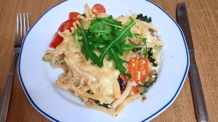Makkaroni-Gratin mit buntem Gemüse - Rezept | Frag Mutti