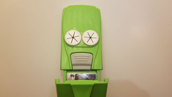 Mit dem richtigen Einsatz von Reinigungsmitteln kannst du deine B&ouml;den effizient sauber halten. Erfahre, wie du mit cleveren Hacks und passenden Produkten gl&auml;nzende Ergebnisse erzielst.