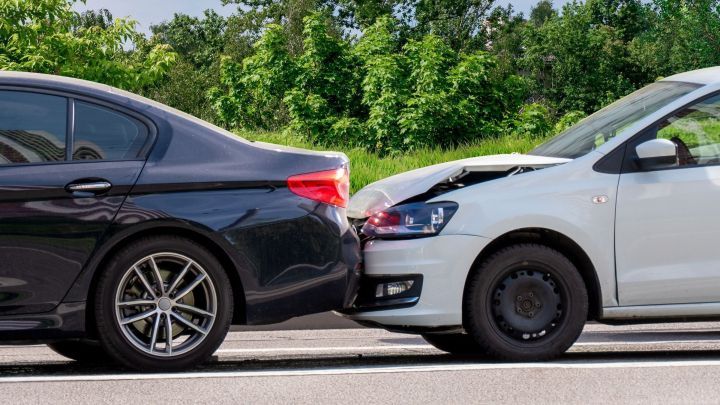 Was tun, wenn es mal kracht? Hier erf&auml;hrst du, wie du dich bei einem Autounfall richtig verh&auml;ltst.